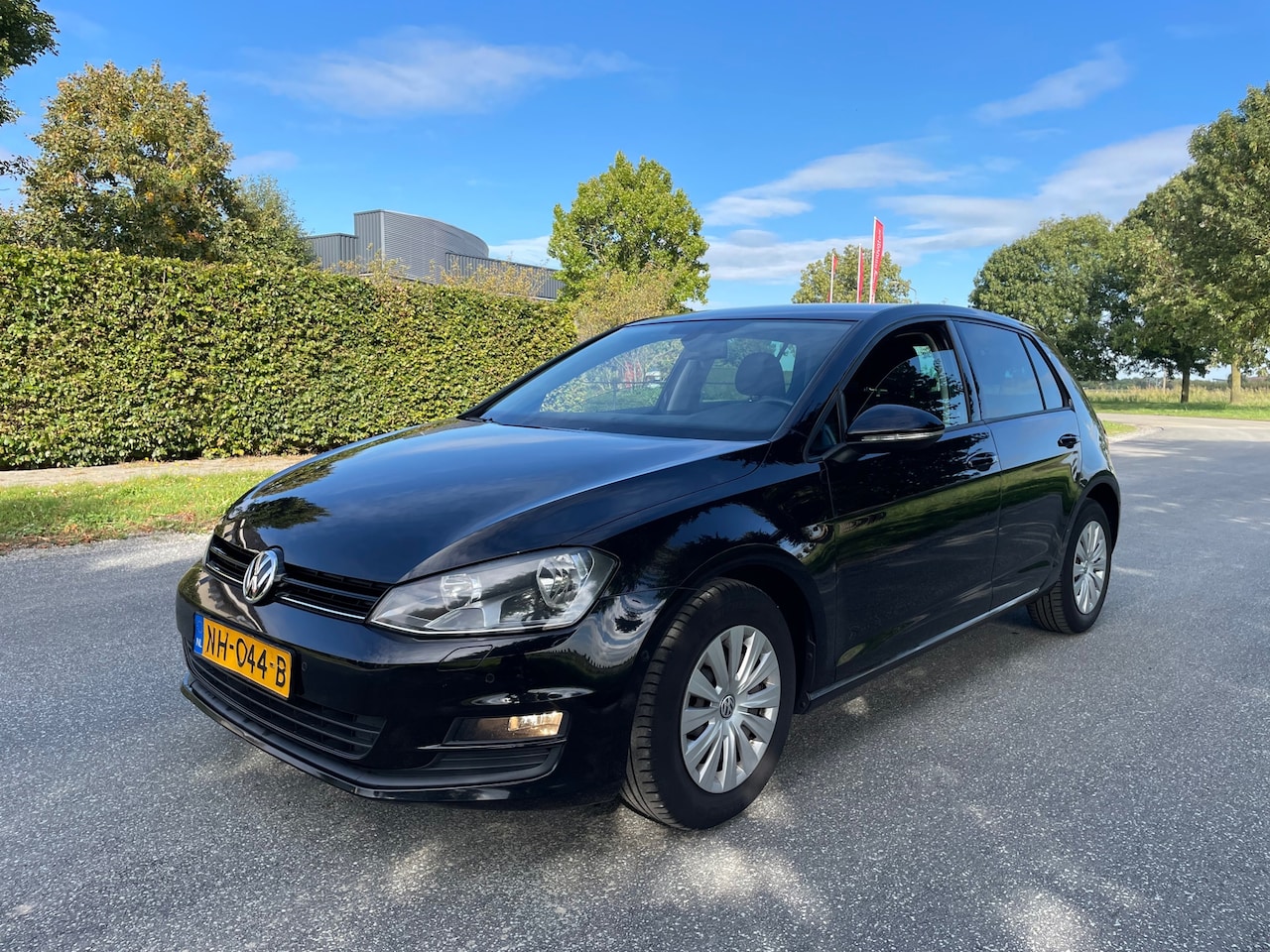 Volkswagen Golf - 1.2 TSI Trendline CLIMA/APK 2027 - AutoWereld.nl