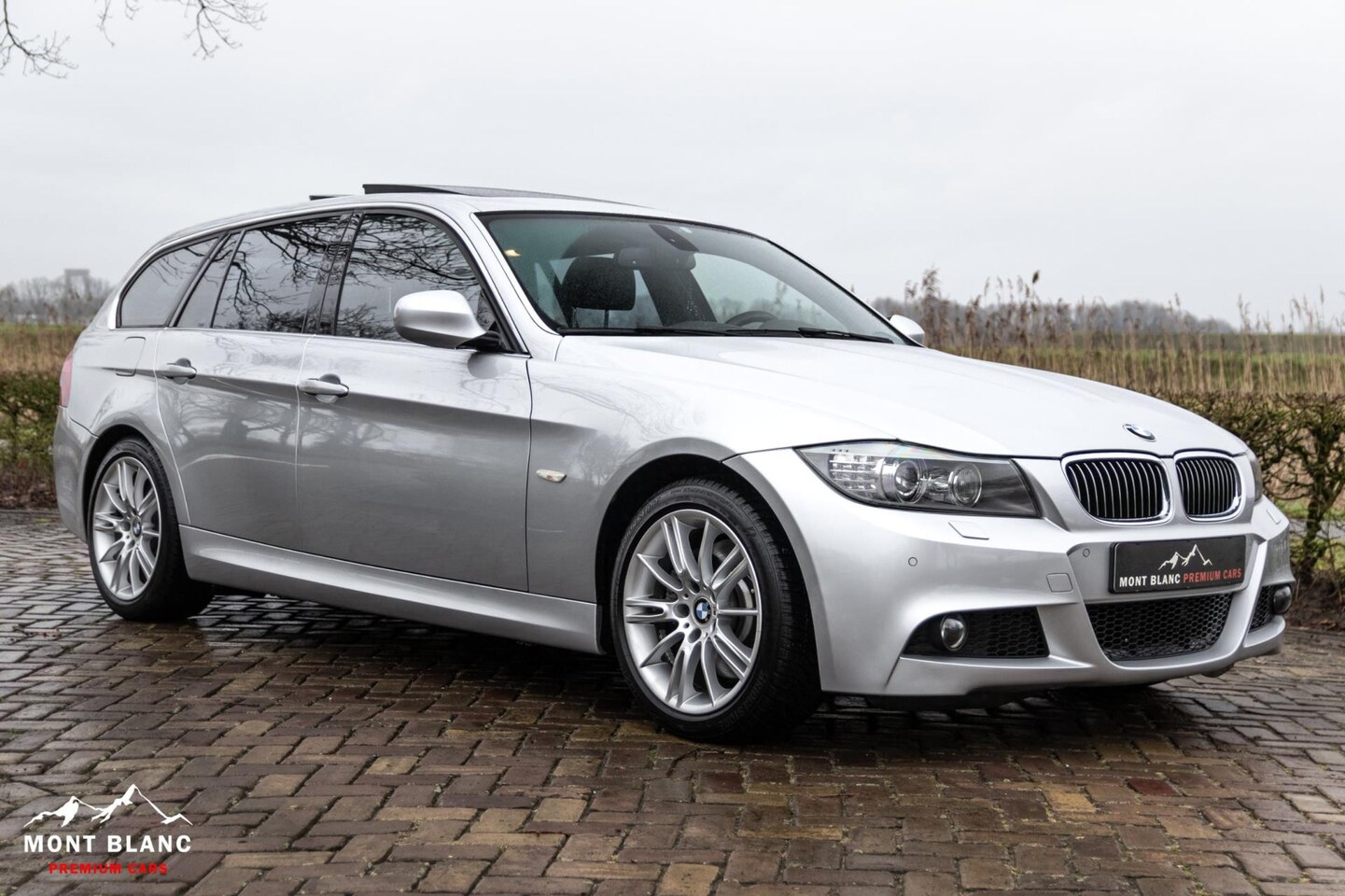 BMW 3-serie Touring - 325xi|LCI|M-pakket|Pano.|Memory|NL Auto - AutoWereld.nl