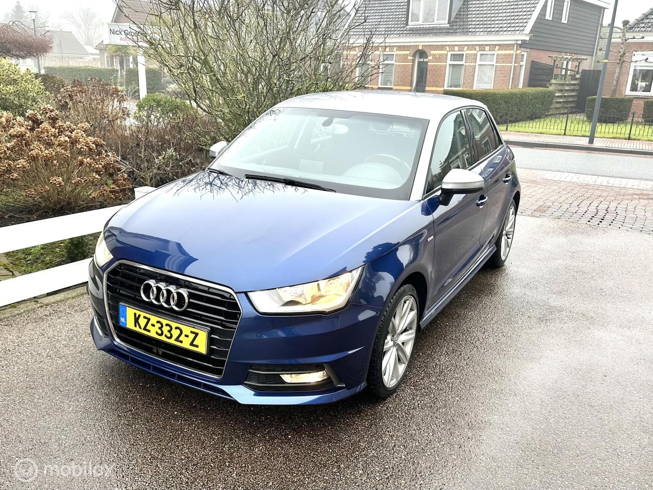 Audi A1 Sportback - 1.0 TFSI 95PK -S-LINE EDITION AIRCO CRUISE CONTROLE NAVIGATIE BLUETOOTH ZEER ZUINIG!! - AutoWereld.nl