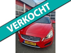 Volvo V60 - 2.0 D3 Kinetic