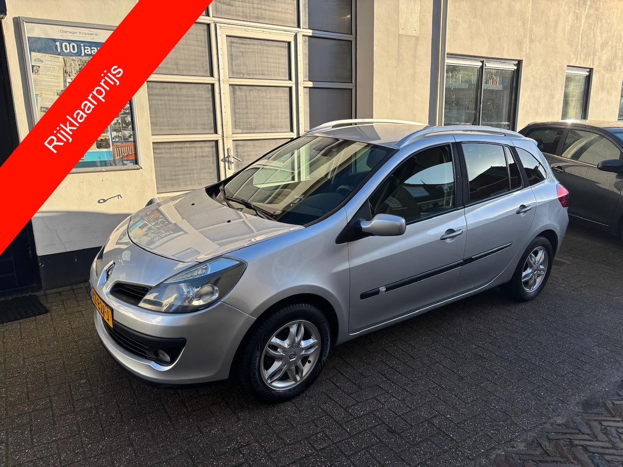 Renault Clio Estate - 1.2 TCE 100 Dynamique - AutoWereld.nl
