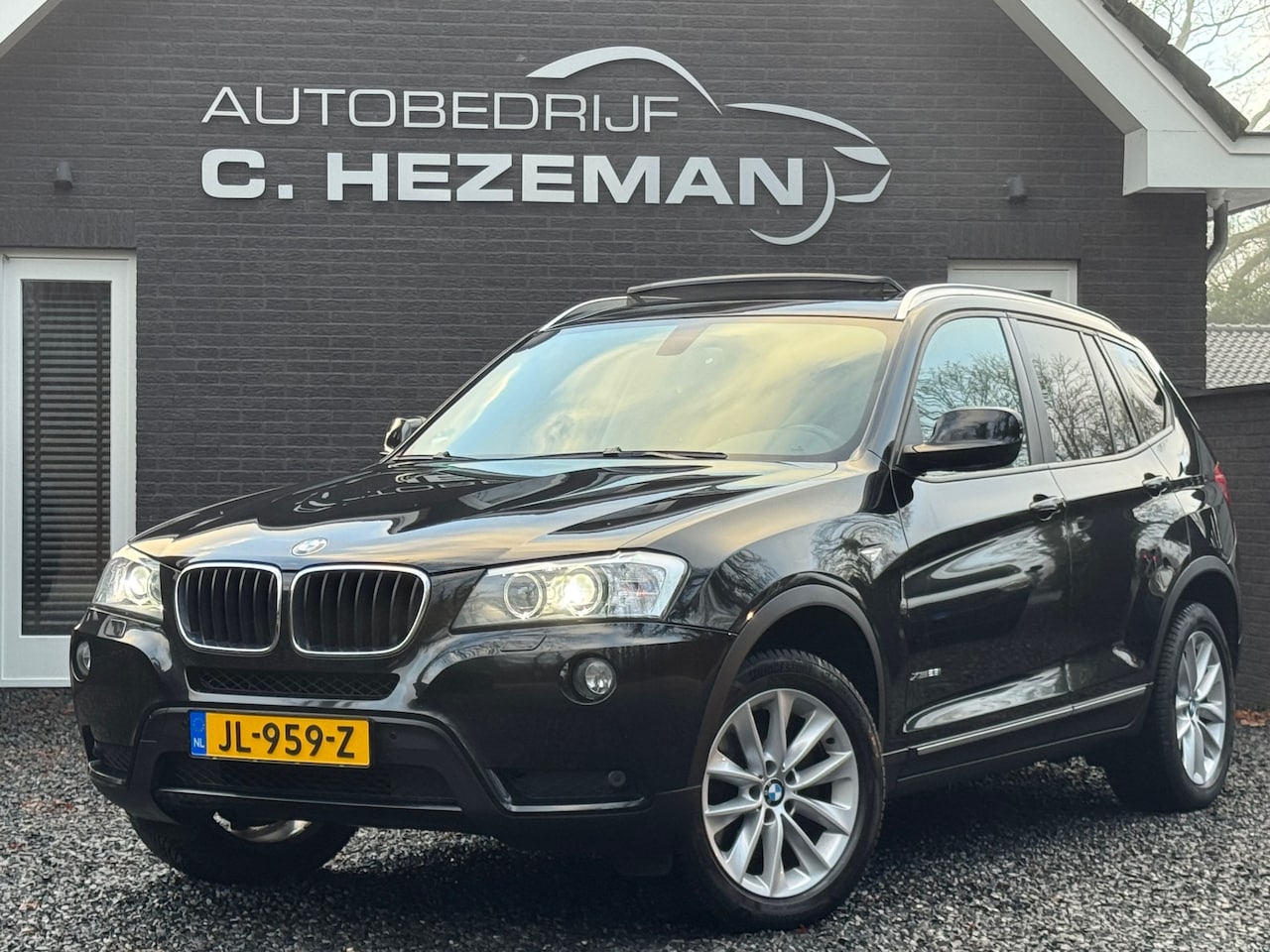 BMW X3 - XDrive28i High Executive PANORAMADAK XENON LEDER NAVIGATIE PDC CRUISEC CLIMAC - AutoWereld.nl