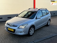 Hyundai i30 CW - 1.4i Blue Dynamic | NIEUWE APK