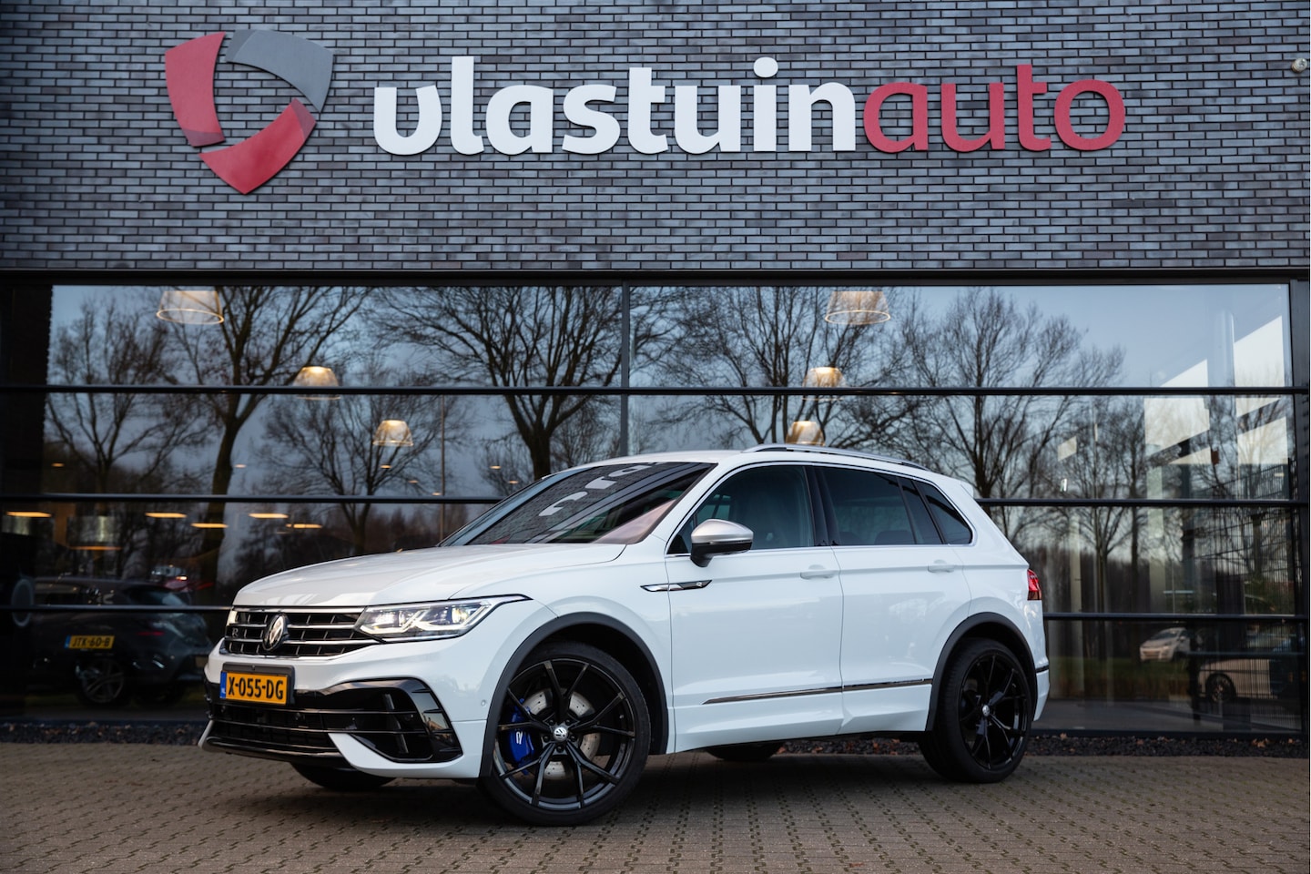 Volkswagen Tiguan - 2.0 TSI R 75 Edition 4Motion 2.0 TSI R 75 Edition 4Motion 320PK , Adap. cruise, Stuur/stoelverwarming, 360°camera, - AutoWereld.nl