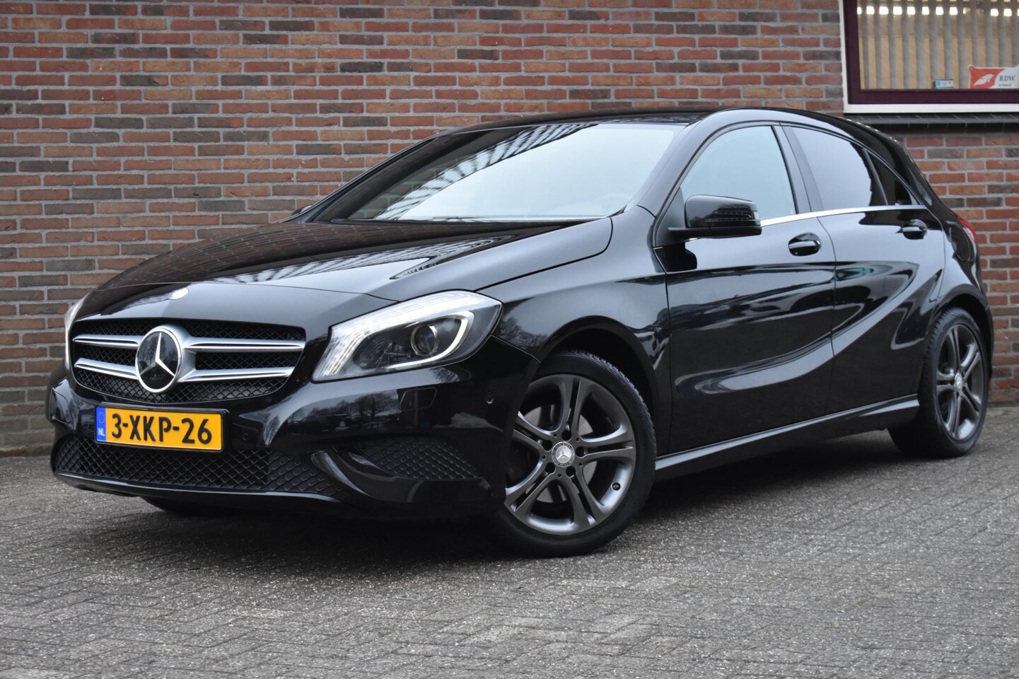 Mercedes-Benz A-klasse - 180 Ambition '14 Xenon Airco Cruise Inruil mogelijk - AutoWereld.nl