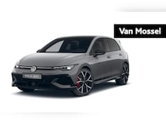 Volkswagen Golf - 2.0 TSI GTI Clubsport 301 PK| Panoramadak | 19 Inch Velgen | LED Matrix | 3D Ledachterlich