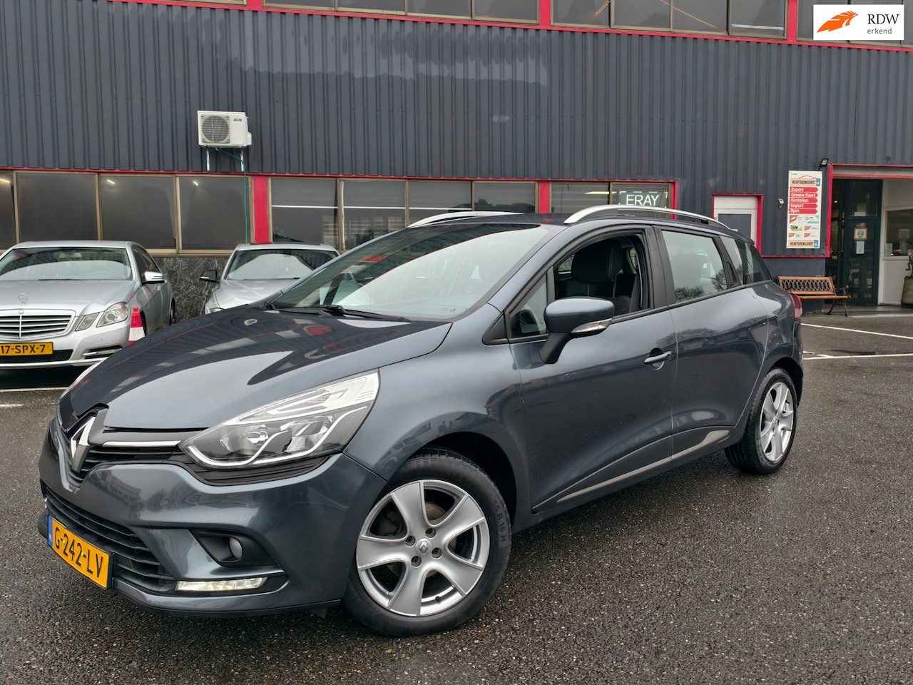 Renault Clio Estate - 0.9 TCe Intens| LED | LMV | Climate | 2018 - AutoWereld.nl
