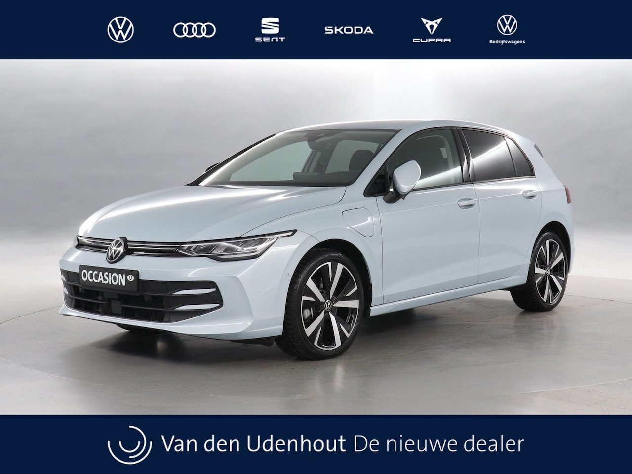 Volkswagen Golf - 1.5 eHybrid 204pk Life Edition DSG / Navigatie / Stoel+Stuurverwarming / Camera - AutoWereld.nl