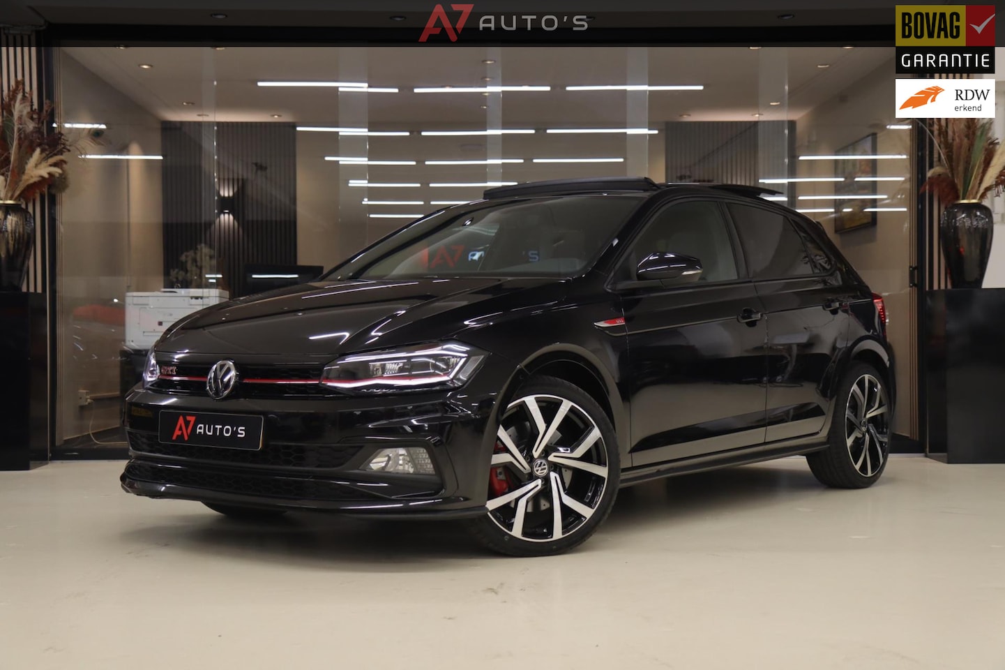 Volkswagen Polo - 2.0 TSI GTI PANO/CARPLAY/KEYLESS/ACC/BEATS/SFEER/BLINDESPOT/VOL! - AutoWereld.nl