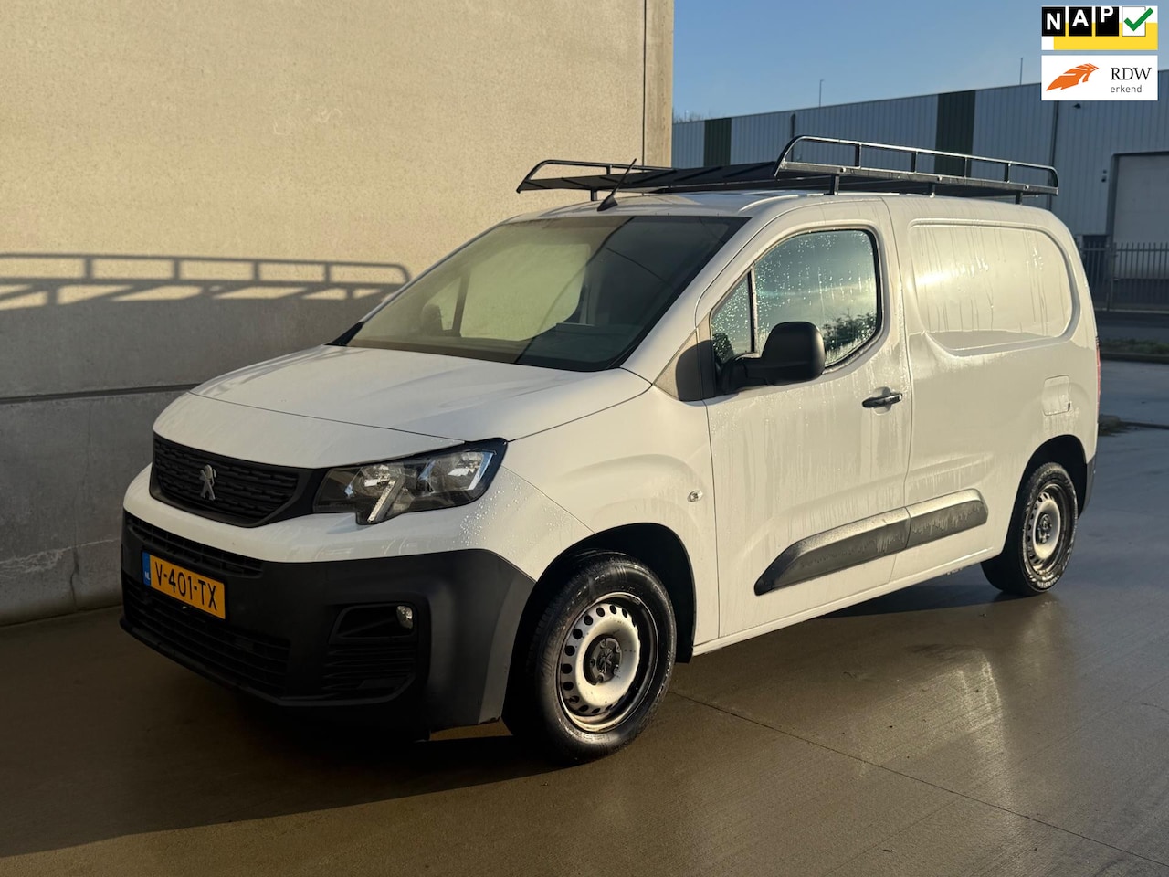Peugeot Partner - 1.6 BlueHDI Premium/ NWE apk / airco navi - AutoWereld.nl
