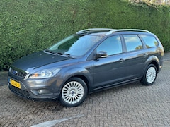Ford Focus Wagon - 1.6 Trend RIJD GOED/INRUILKOOP/AIRCO/APK/