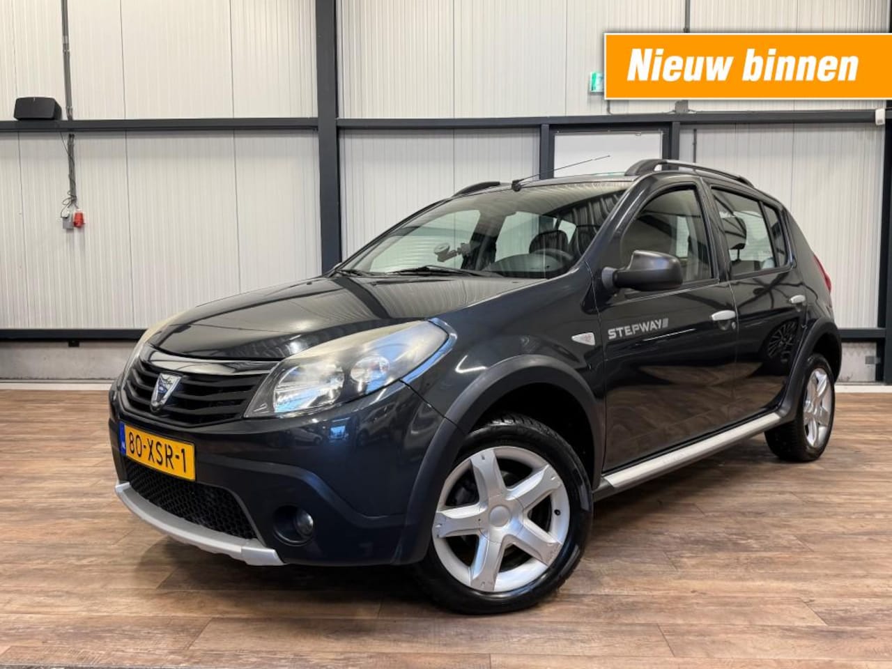 Dacia Sandero Stepway - 1.6 Stepway LPG G3 / Voordelig rijden / AIRCO / Elektrische ramen / - AutoWereld.nl