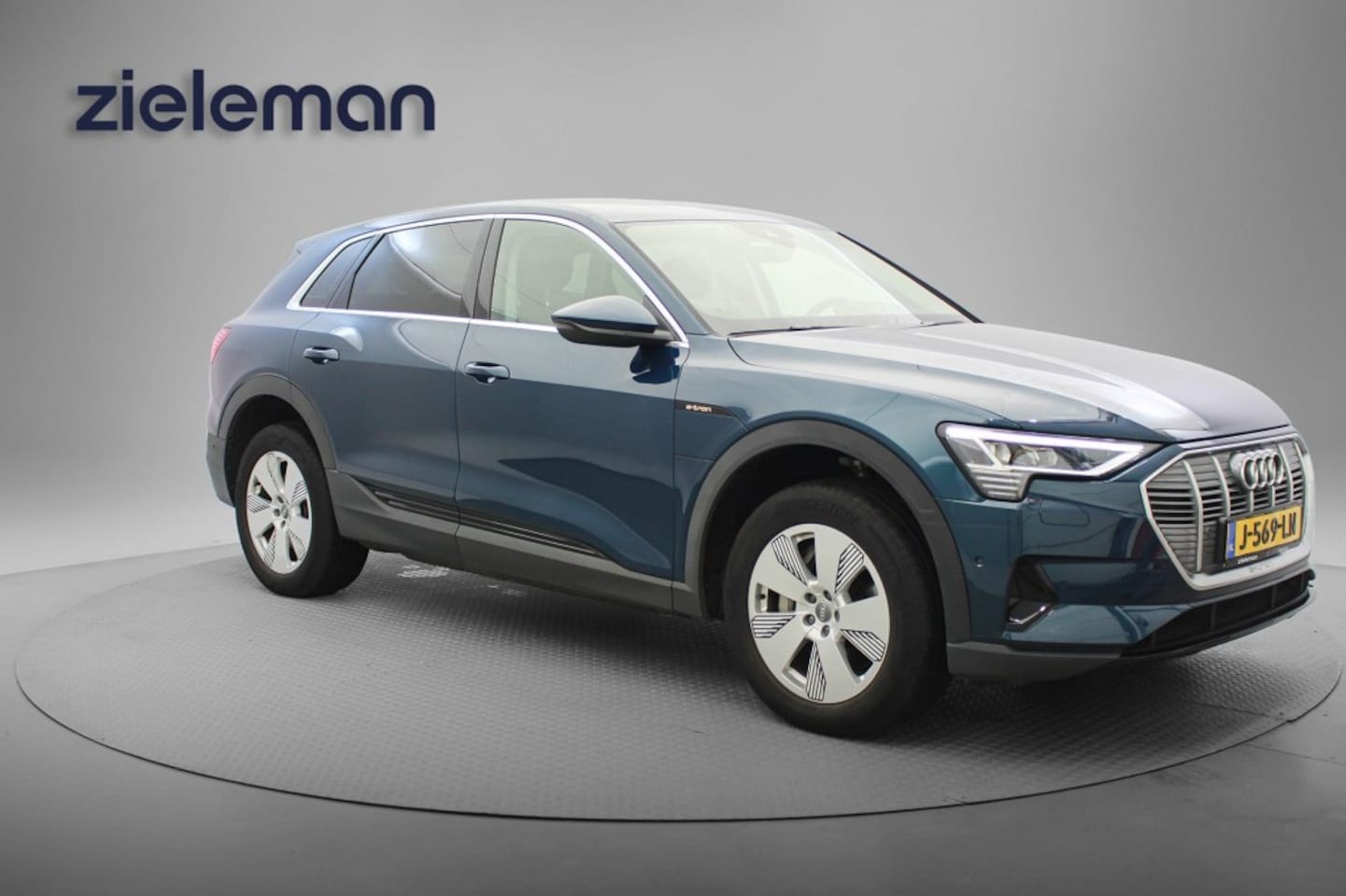 Audi e-tron - 50 quattro edition 71 kWh - Carplay, Navi, Cruise, SOH 93% - AutoWereld.nl
