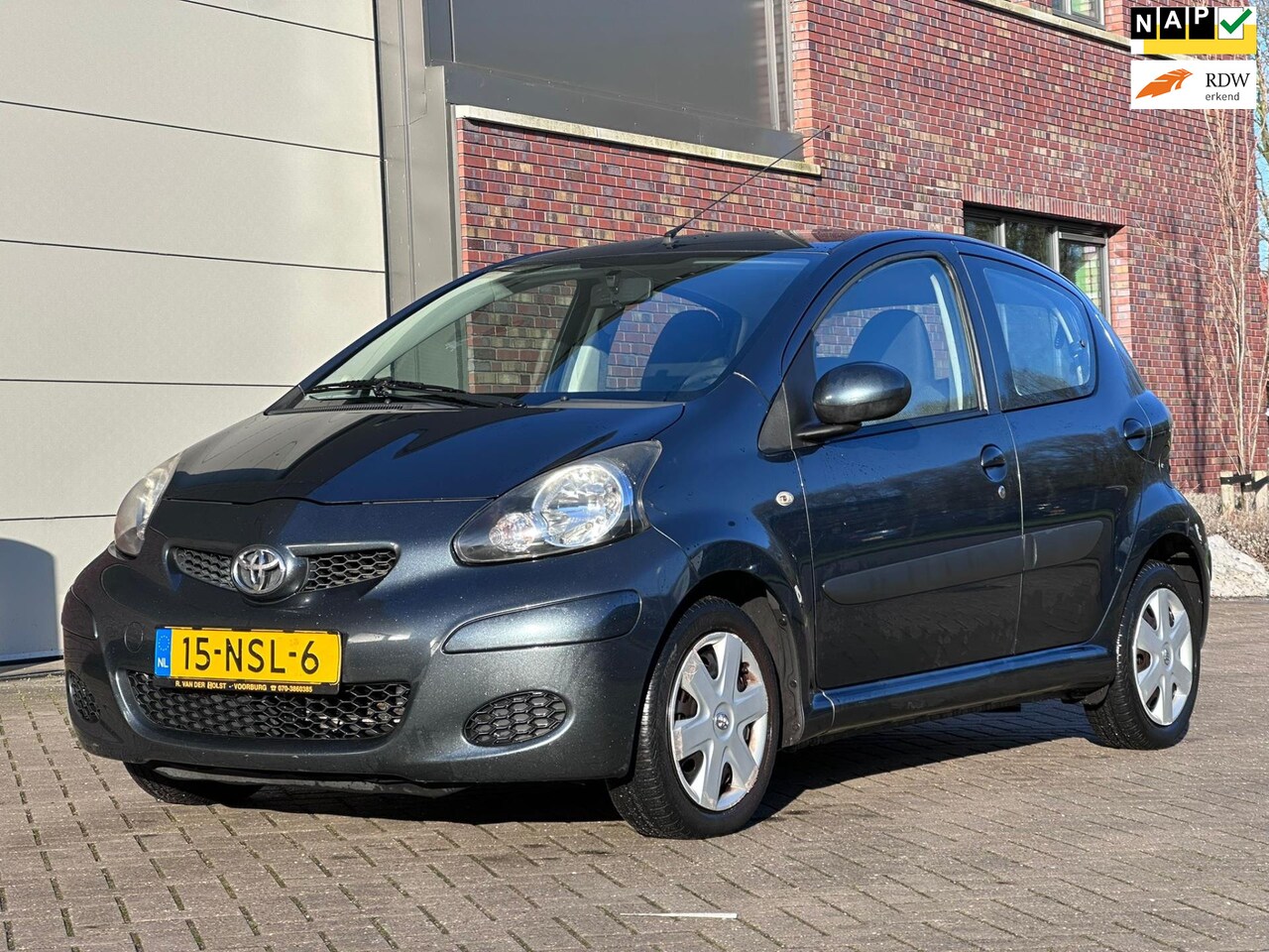 Toyota Aygo - 1.0-12V Comfort 5DR*Airco*NAP*Elektrische ramen*APK*Nette auto* - AutoWereld.nl