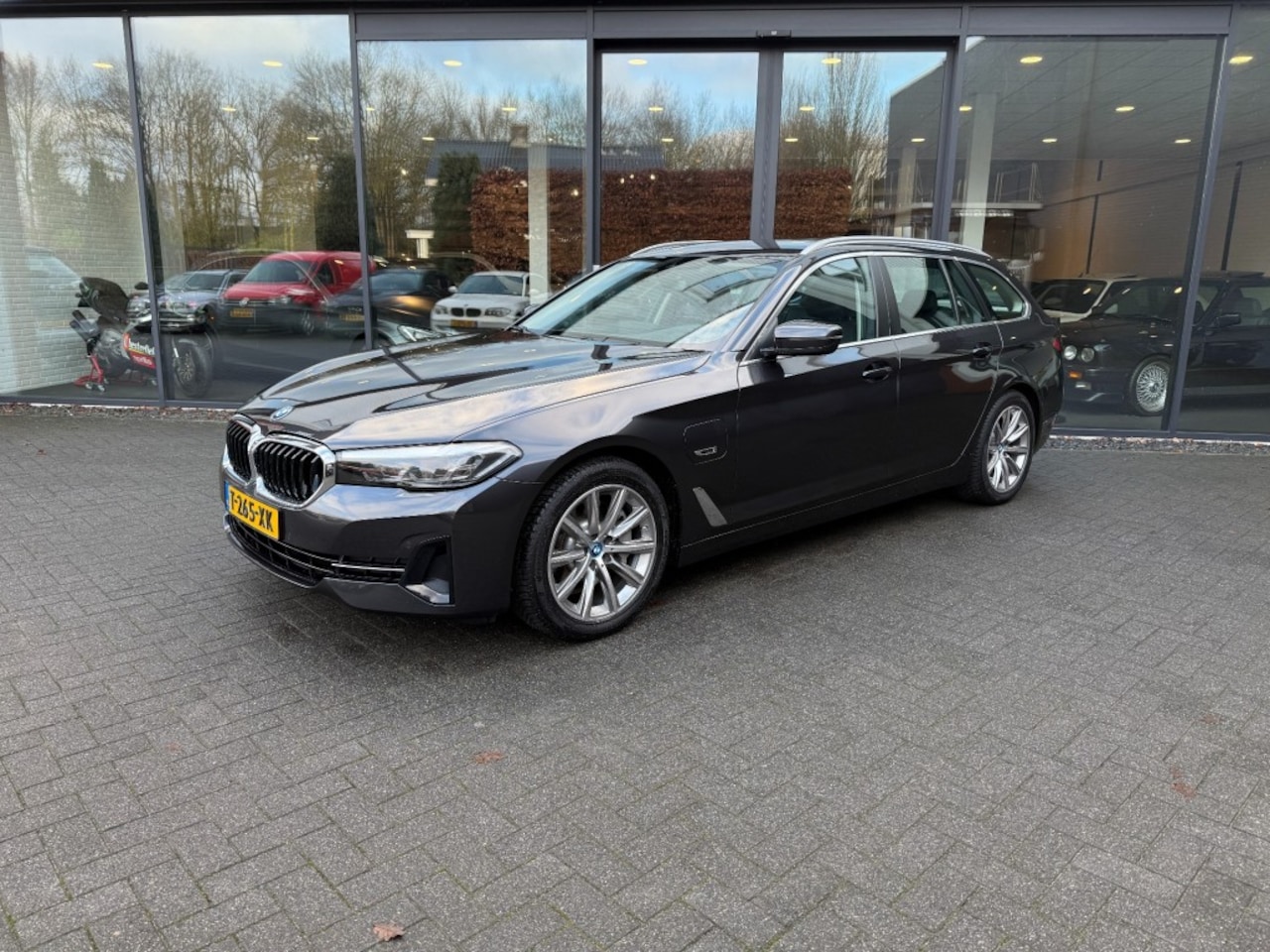 BMW 5-serie - 530e Business Ed.+,Leer,LED,NaviPro,Stoelverw, - AutoWereld.nl
