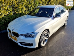 BMW 3-serie - 316i Leer Clima Cruise Control M-line