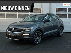 Volkswagen T-Roc - 1.5 TSI / DSG / VIRTUAL / CARPLAY / CRUISE / ACC / GARANTIE /