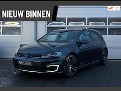 Volkswagen Golf - 1.4 TSI GTE HYBRID / CARPLAY / E-MODE / CLIMA / CRUISE /