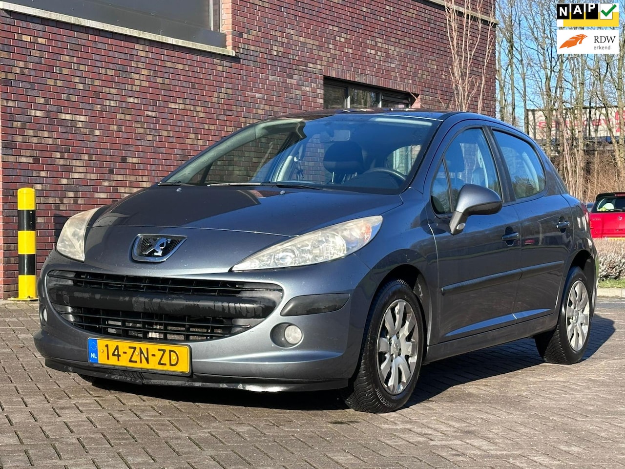 Peugeot 207 - 1.4 VTi Cool 'n Blue 5DR*Cruise*Airco*Trekhaak*NAP*2e eigenaar*Nieuwe banden* - AutoWereld.nl