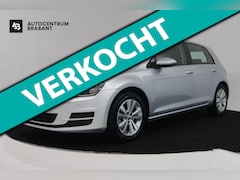 Volkswagen Golf - 1.2 TSI Connected Series (STOELVERWARMING, AUTOMAAT, NAVIGATIE CARPLAY, PARKEERSENSOREN)