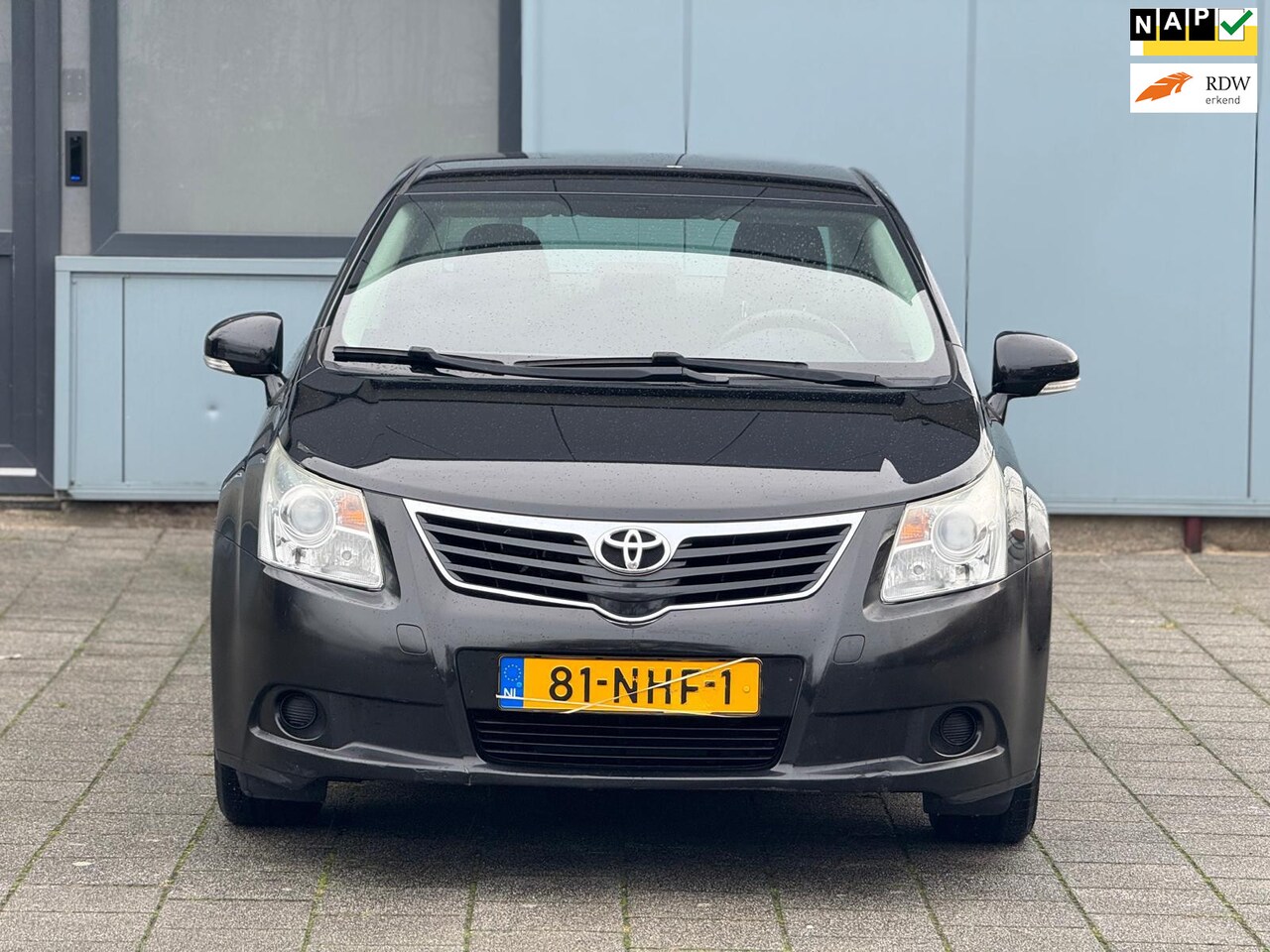 Toyota Avensis - 1.6 VVT-i Comfort 1.6 VVTi Comfort,airco/trekhaak/navigatie/km nap - AutoWereld.nl