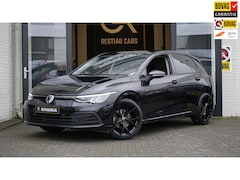 Volkswagen Golf - VIII 1.5 eTSI Style AUTOMAAT-ACC-AMBIANCE-CAMERA-CRUISE-KEYLESS-NAVIGATIE-VIRTUEEL