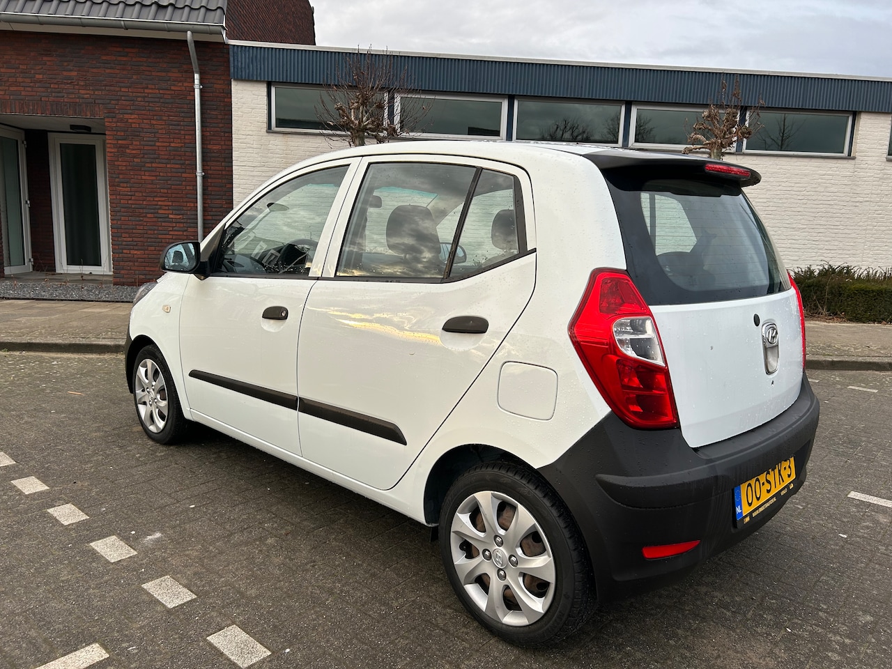 Hyundai i10 - 1.1 Pure Basis ABS - AutoWereld.nl