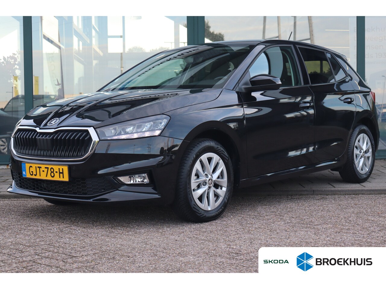 Skoda Fabia - 95PK 1.0 TSI Business Edition | Achteruitrijcamera | Cruise control | Keyless entry - AutoWereld.nl