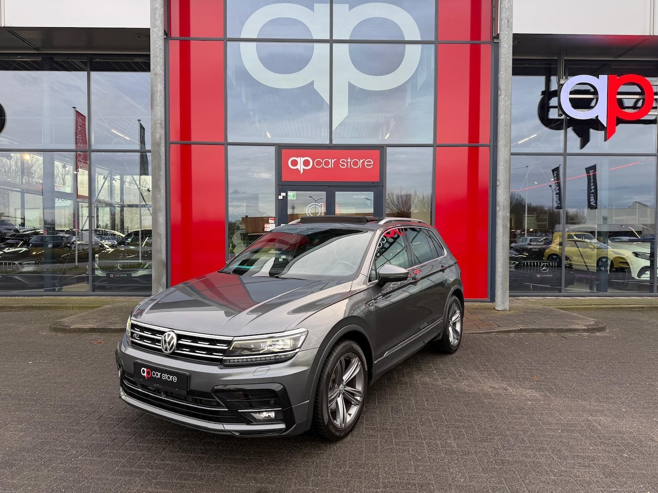 Volkswagen Tiguan - 2.0 TSI 4Motion Highline 2.0 TSI 4Motion Highline - AutoWereld.nl