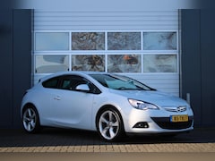 Opel Astra GTC - 1.4 Turbo Sport 140pk Clima/Cruise/Bi-Xenon/Navi/Bluetooth/PDC/RadioCD/19"LM/Trekhaak/APK: