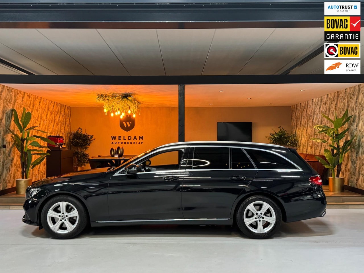 Mercedes-Benz E-klasse - 200 Avantgarde Garantie Camera Elek Achterklep Sfeer StoelVW PDC Led Cruise Navi Clima Rij - AutoWereld.nl