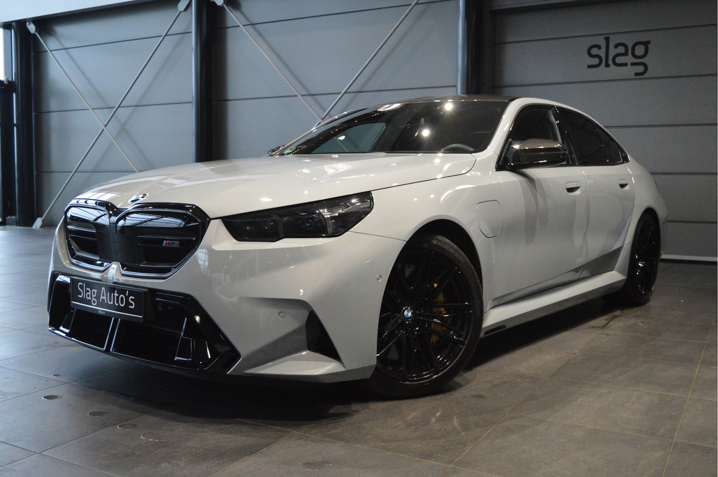 BMW M5 - M-5 727pk Sedan Keramisch Carbon Pack B&W 21 inch !! - AutoWereld.nl