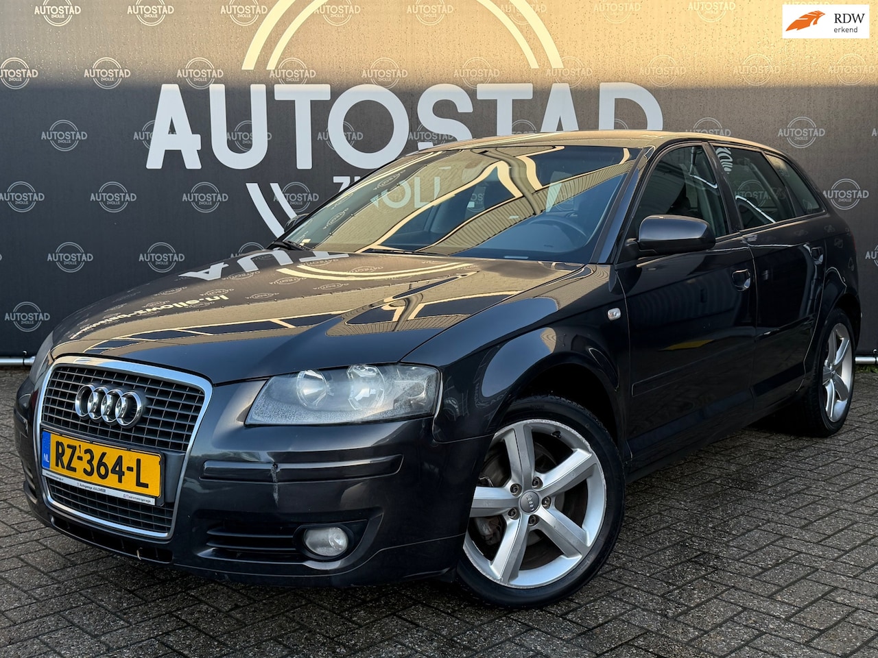 Audi A3 Sportback - 1.4 TFSI Attraction Pro Line APK / Airco / NAP / Afneembare Trekhaak - AutoWereld.nl