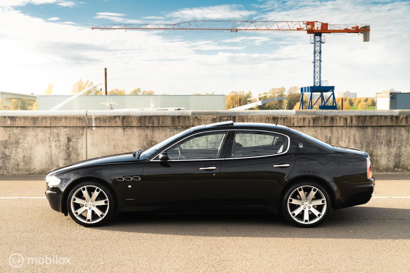 Maserati Quattroporte - 4.2 ZF AUT. OPENDAK ELEK STOELEN PDC CRUISE LED BLACK& BLACK & BLACK COMPLETE HISTORIE - AutoWereld.nl