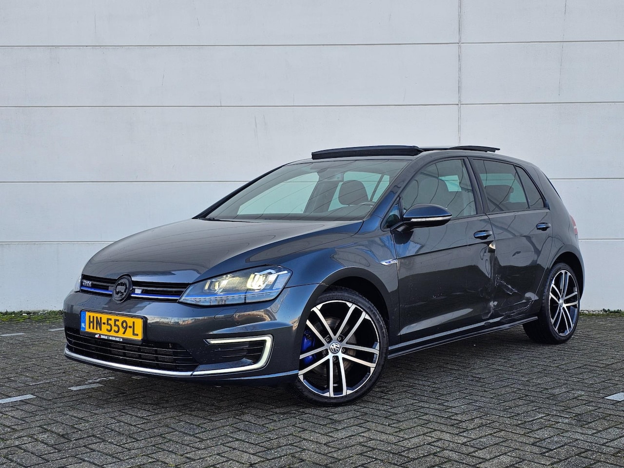 Volkswagen Golf - 1.4 TSi GTE |Panorama|Camera|Stoelverwarming|LED|ClimateControl|NWE APK| - AutoWereld.nl