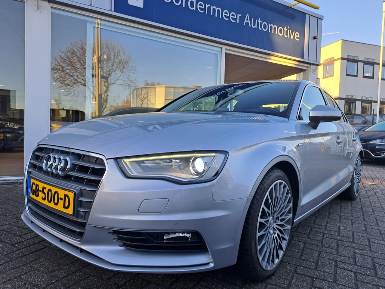 Audi A3 Limousine - 1.4 TFSI S-line / automaat / navigatie - AutoWereld.nl