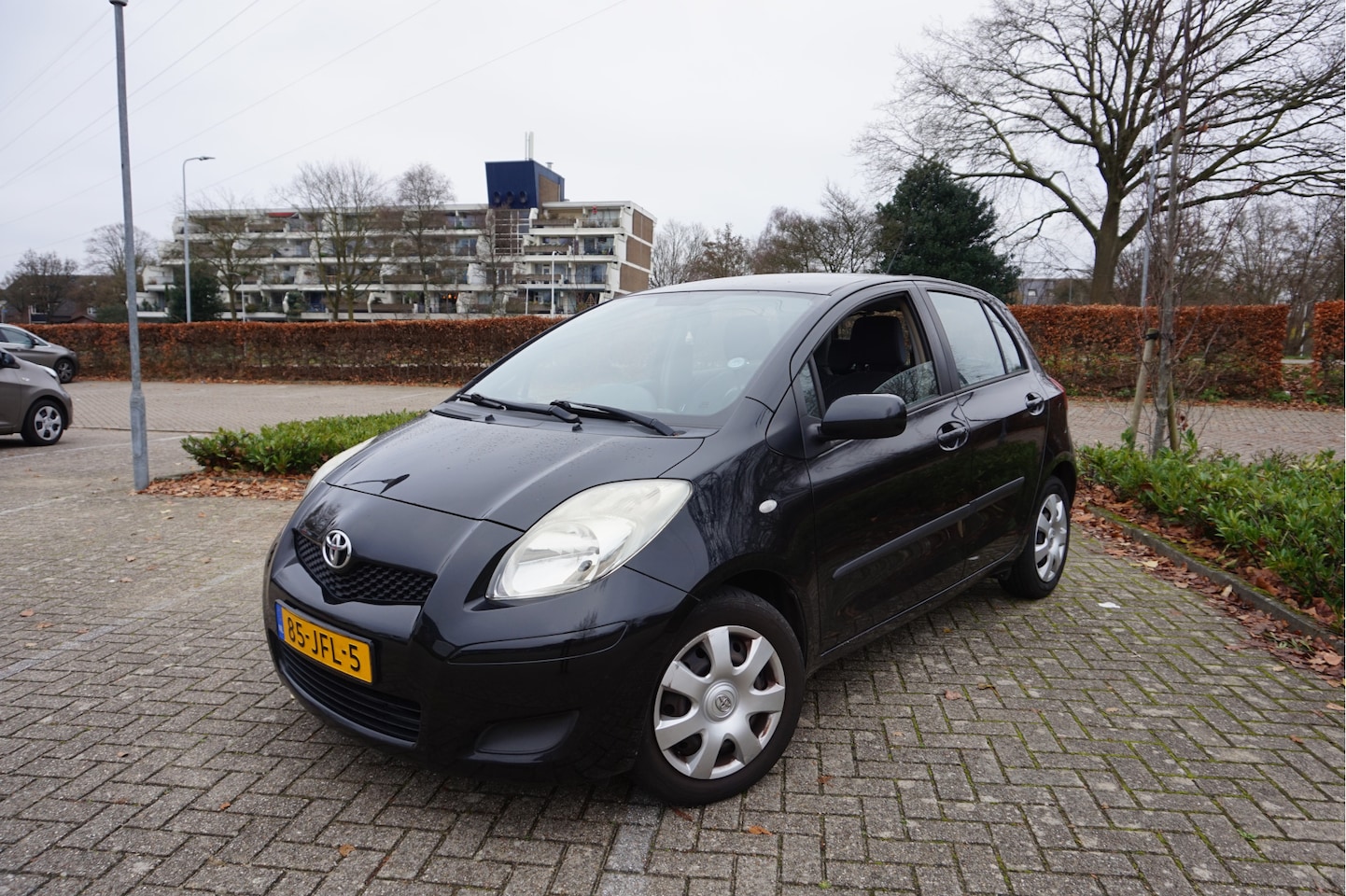 Toyota Yaris - 1.3 VVT-i Aspiration 1.3 VVTi Aspiration - AutoWereld.nl