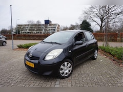 Toyota Yaris - 1.3 VVTi Aspiration