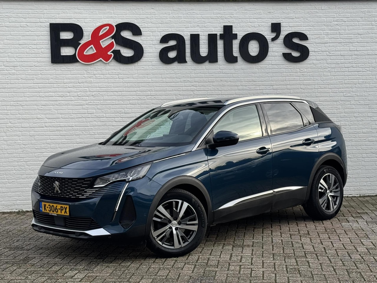 Peugeot 3008 - 1.2 PureTech Premium Automaat Trekhaak Cruise Climate Digitaal Dashboard Led 360 Camera Ca - AutoWereld.nl