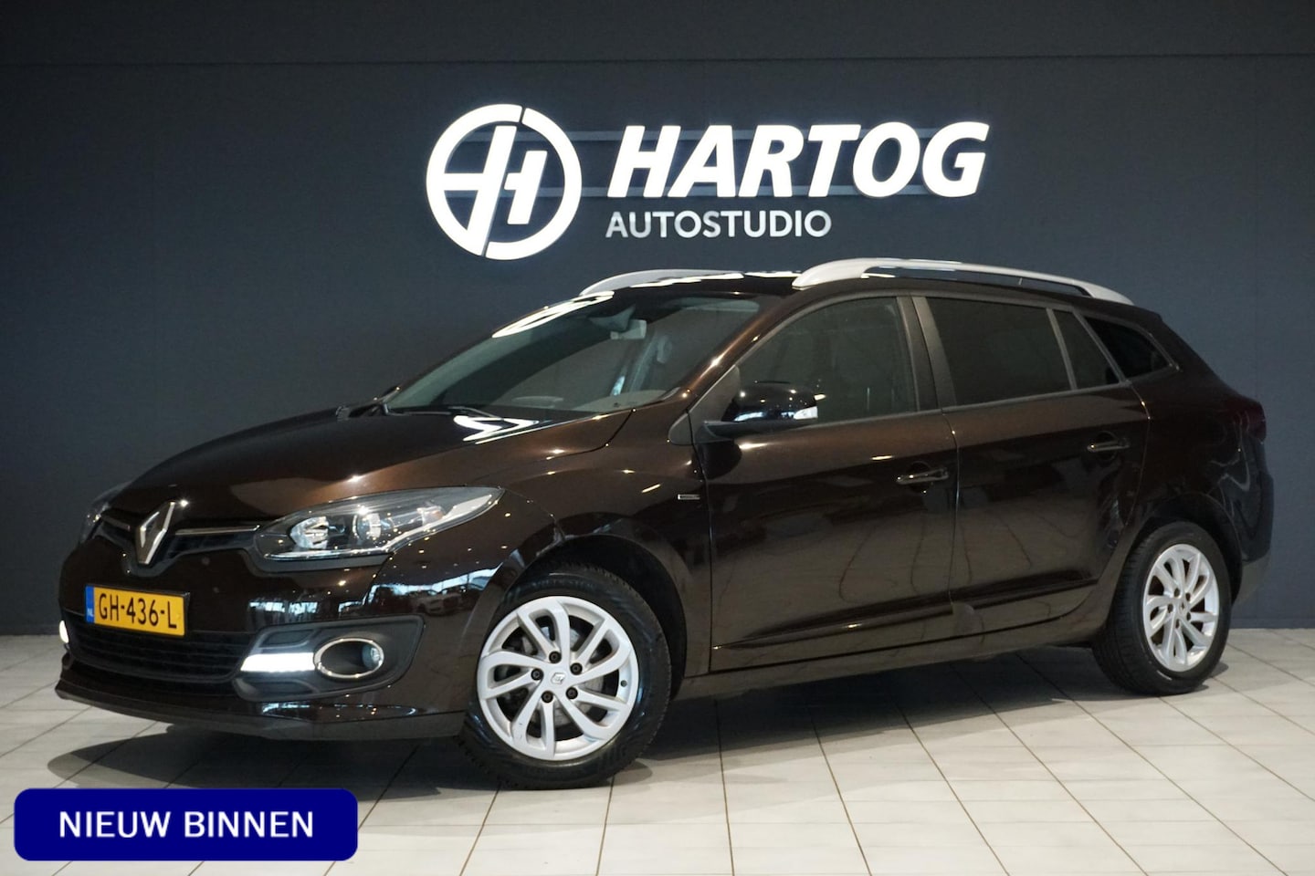 Renault Mégane Estate - 1.2 TCe Limited + R-Link / NAVI / SENSOREN - AutoWereld.nl
