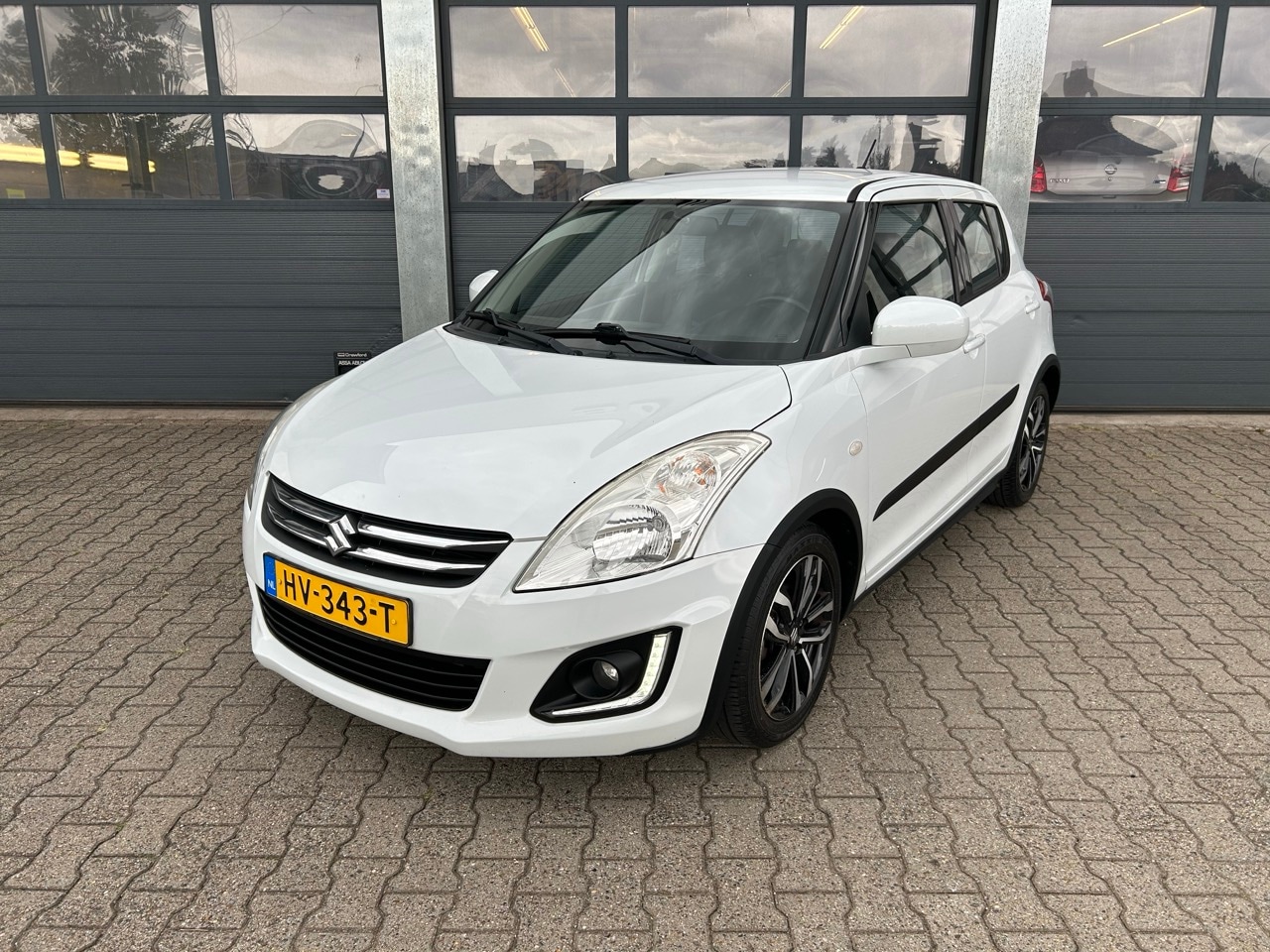 Suzuki Swift - 1.2 VVT 90pk 5-drs Style - AutoWereld.nl