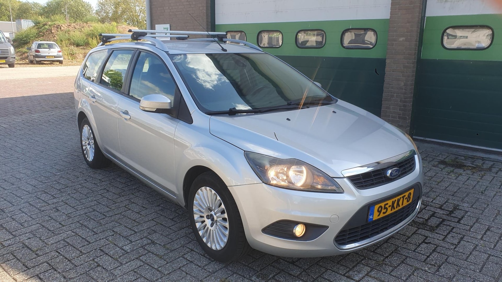 Ford Focus Wagon - 1.8 Limited *NAVI*KLIMA* APK NIEUW. - AutoWereld.nl