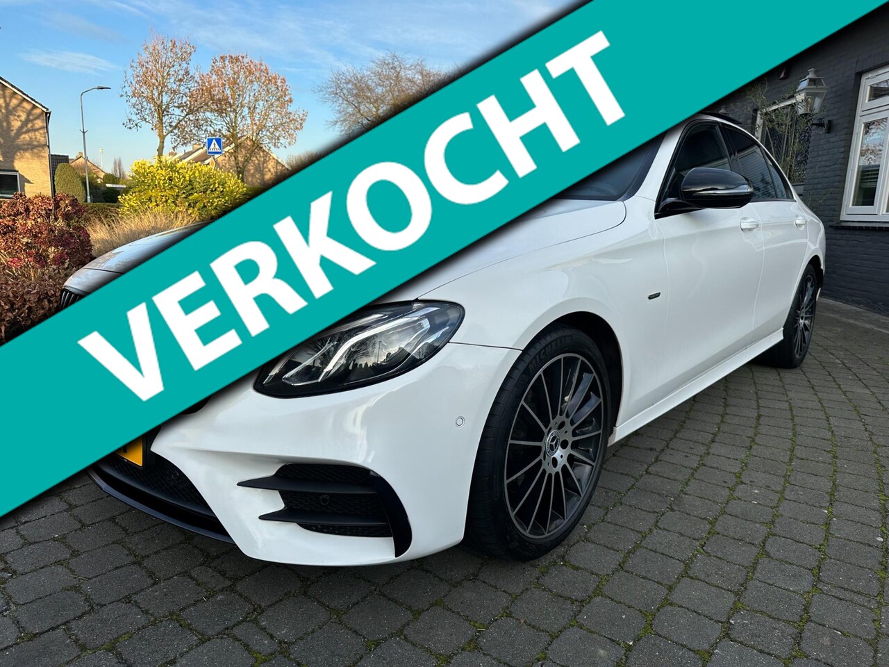 Mercedes-Benz E-klasse - 220 d 4Matic AMG, Pano, Tv, BTW! - AutoWereld.nl