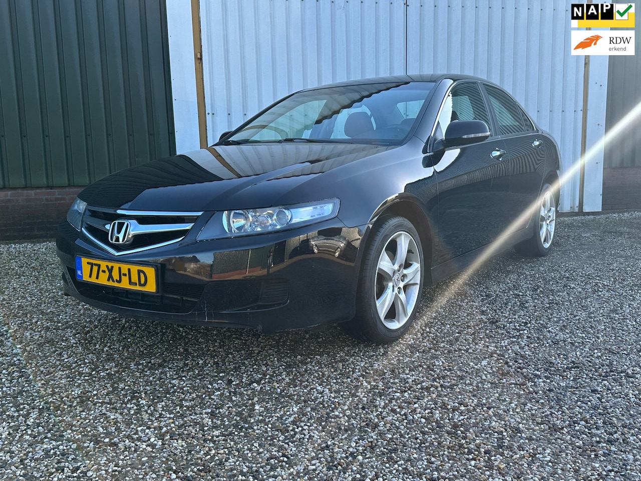 Honda Accord - 2.0i Comfort 2.0i Comfort - AutoWereld.nl