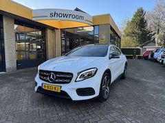 Mercedes-Benz GLA-Klasse - 180 Business Solution AMG Night Upgrade PanoSchuifdak