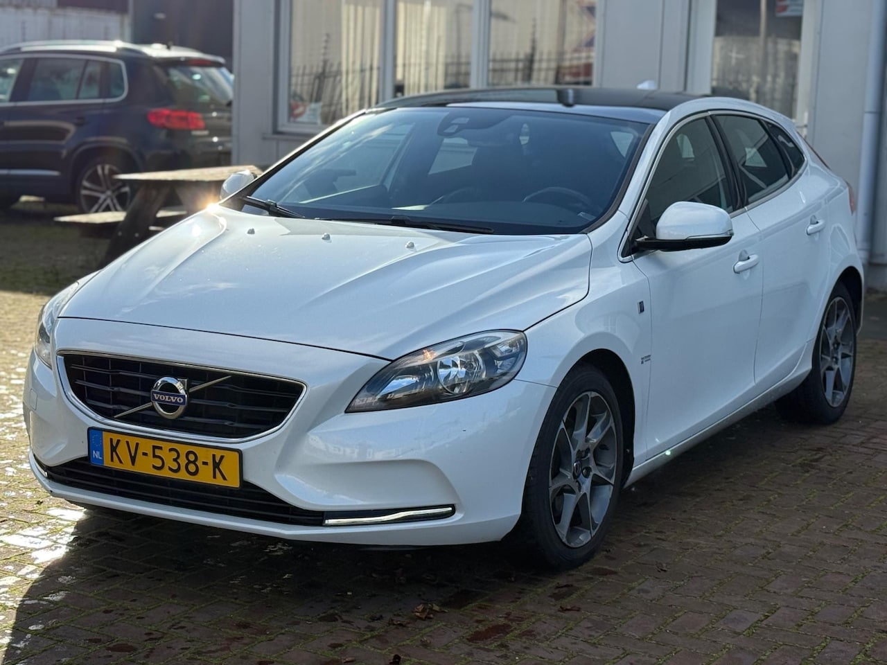 Volvo V40 - 2.0 D2 Ocean Race Export - AutoWereld.nl