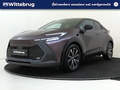 Toyota C-HR - 1.8 Hybrid 140 First Edition | Navigatie | Climate Control | Camera en Parkeer hulp | Lich
