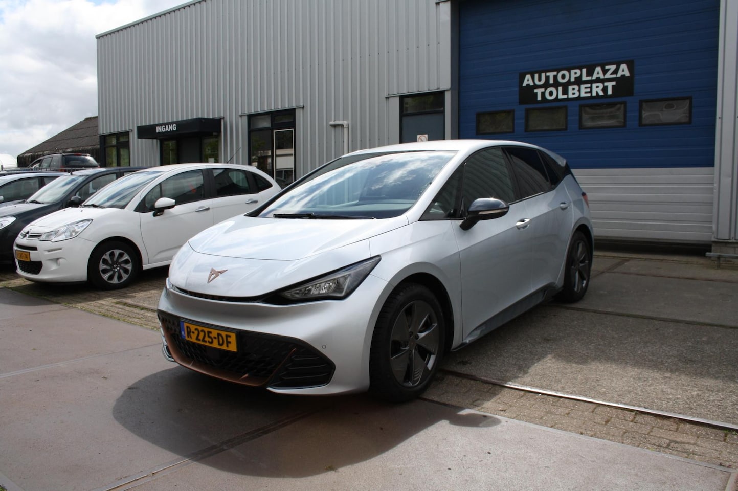 CUPRA Born - Business 62 kWh BJ 2022 stoelverw stuurverw - AutoWereld.nl