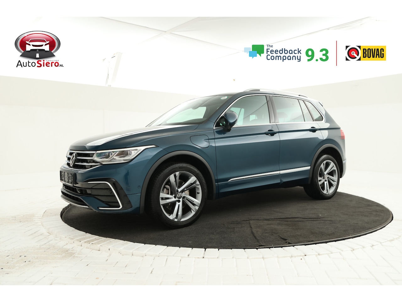 Volkswagen Tiguan - 1.4 TSI eHybrid R-Line Platinum Automaat, Virtual, Panorama - AutoWereld.nl