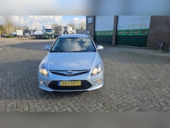 Hyundai i30 - 1.6i i-Motion KLIMA/6-BAK/AFN.TREKHAAK